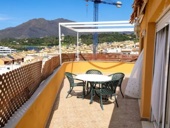 4-bedroom Apartment In Estepona, Spain (107 M²)