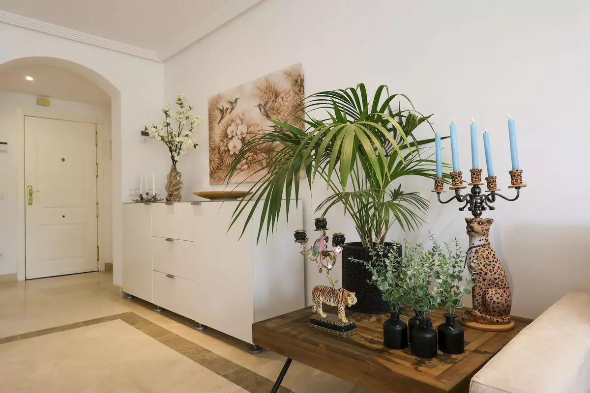 2-bedroom Apartment In Benahavis, Spain (94 M²)