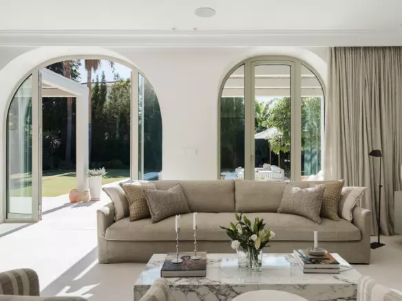 5-bedroom Villa In Marbella, Spain (441 M²)