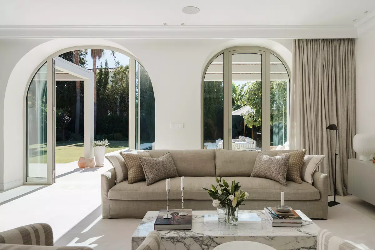 5-bedroom Villa In Marbella, Spain (441 M²)