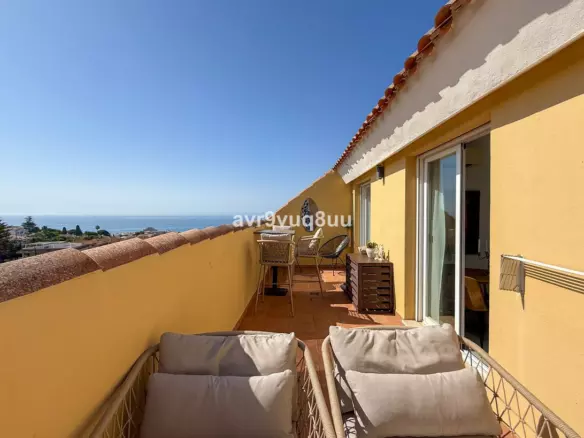 2-bedroom Apartment In Fuengirola, Spain (85 M²)