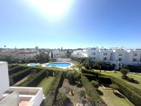 3-bedroom Apartment In Estepona, Spain (115 M²)
