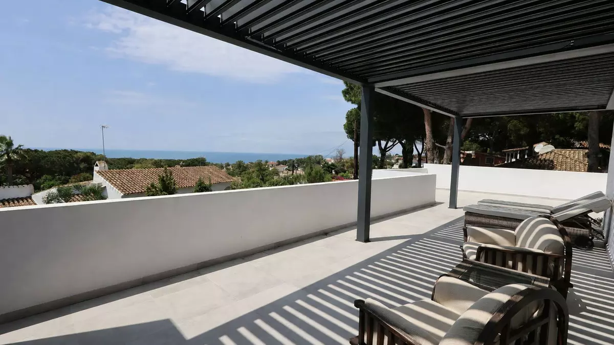 3-bedroom Villa In Marbella, Spain (245 M²)