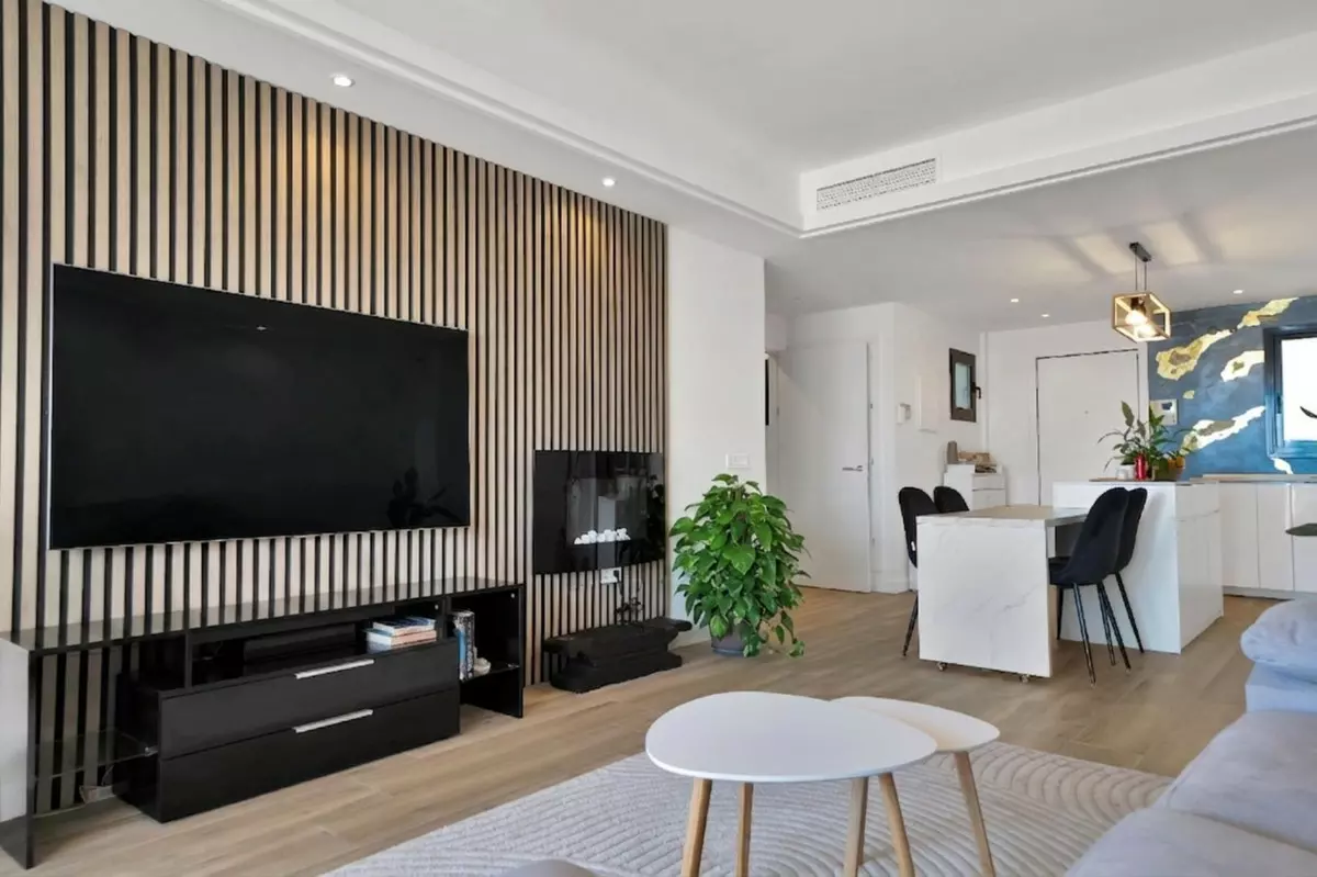2-bedroom Apartment In Casares, Spain (80 M²)