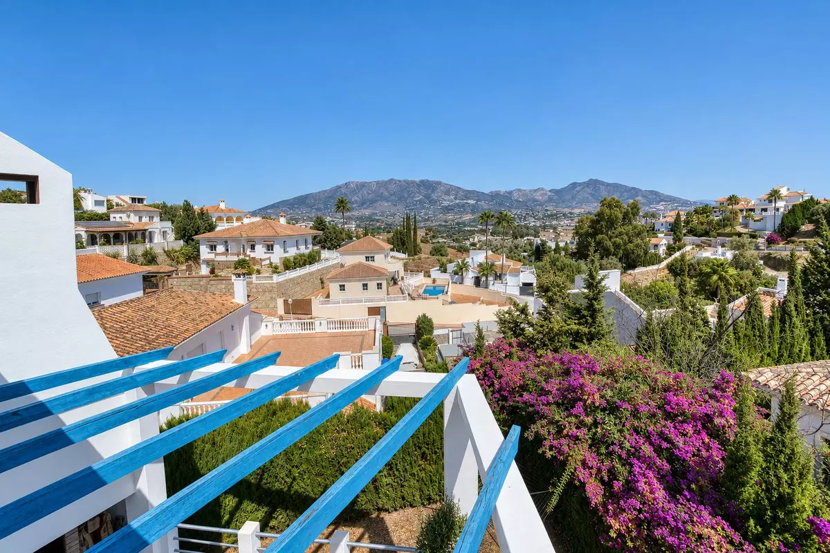 4-bedroom Villa In Mijas, Spain (326 M²)
