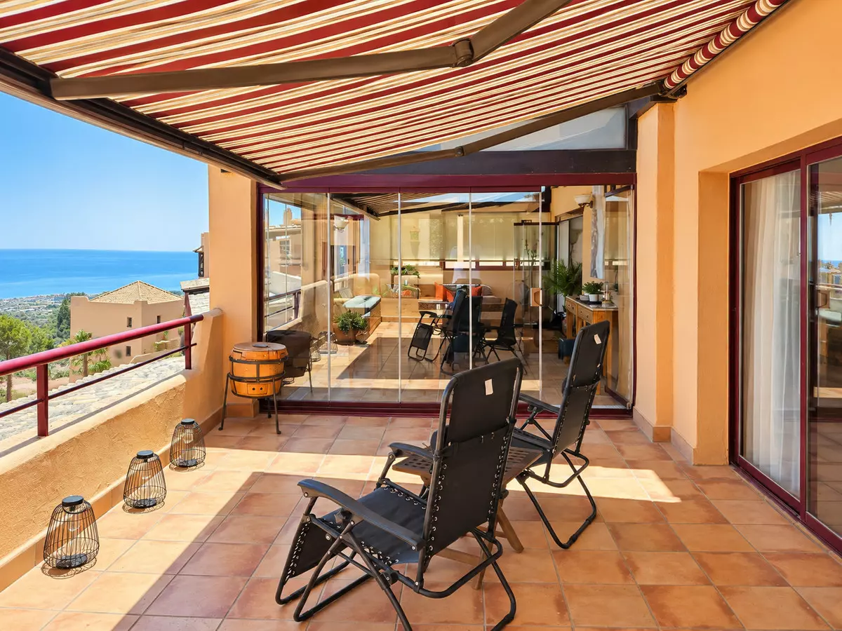 3-bedroom Apartment In Mijas, Spain (226 M²)