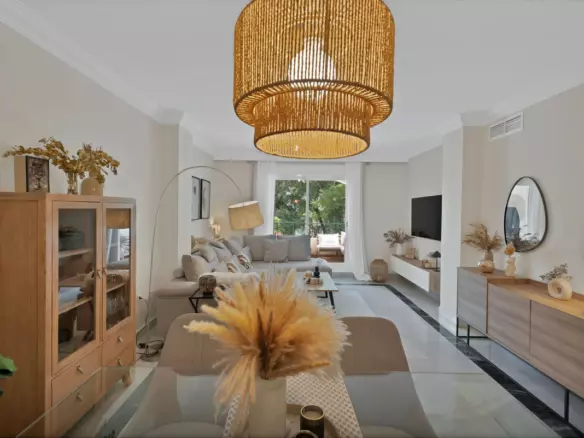 2-bedroom Apartment In Marbella, Spain (86 M²)