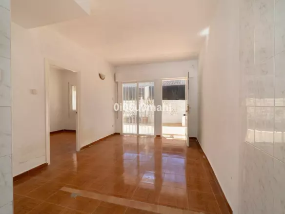2-bedroom Villa In Rincón De La Victoria, Spain (42 M²)