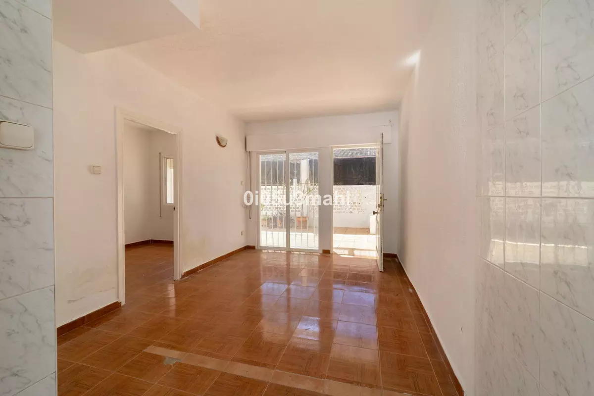 2-bedroom Villa In Rincón De La Victoria, Spain (42 M²)