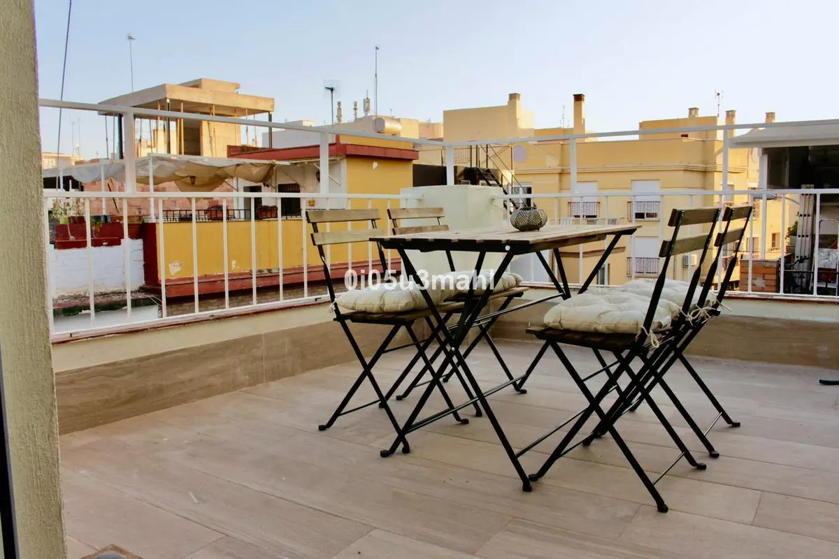5-bedroom Town House In Málaga, Spain (105 M²)