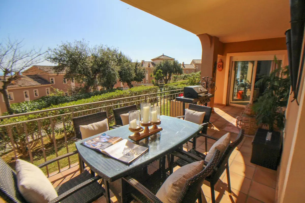 2-bedroom Apartment In Marbella, Spain (109 M²)