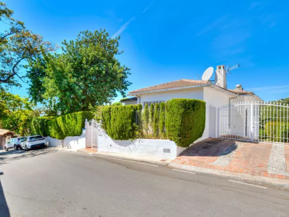 4-bedroom Villa In Mijas, Spain (300 M²)