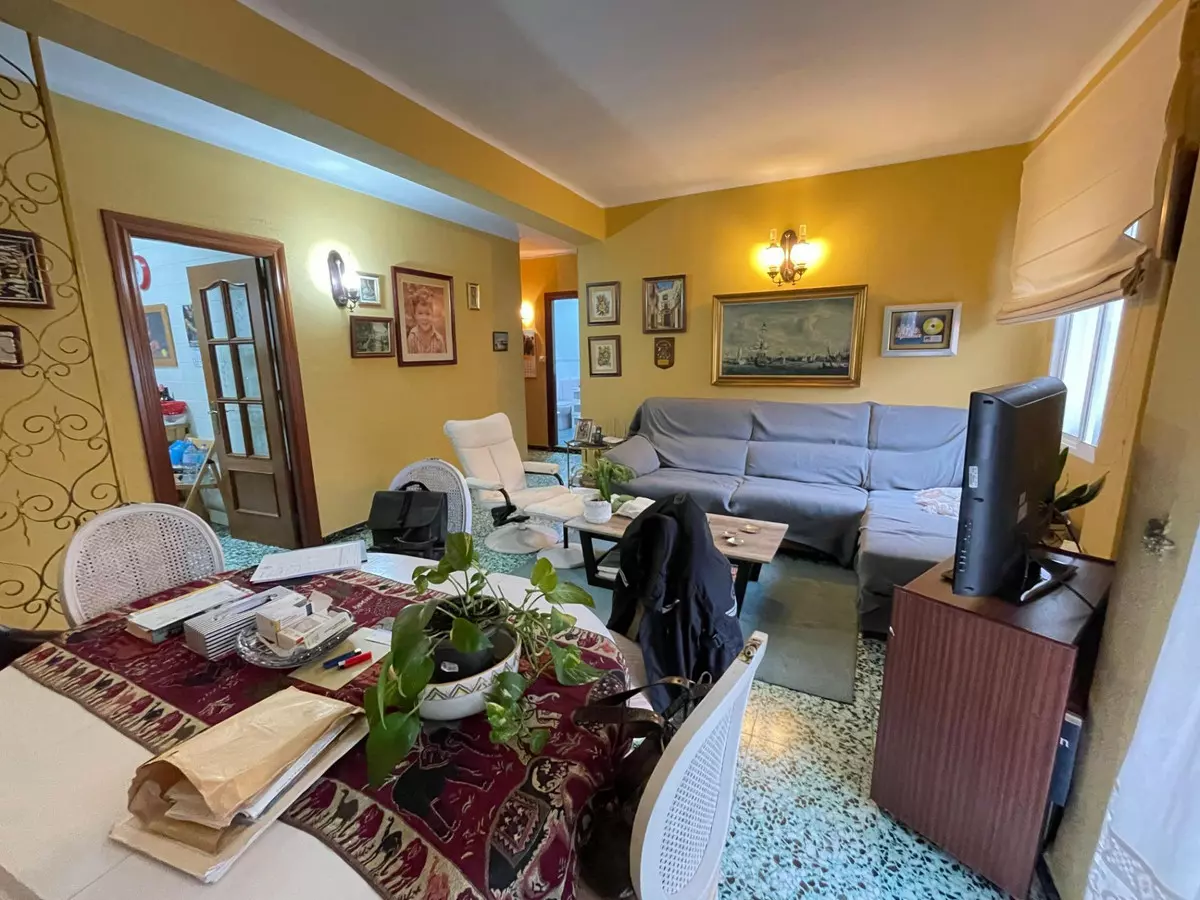 3-bedroom Apartment In Málaga, Spain (90 M²)