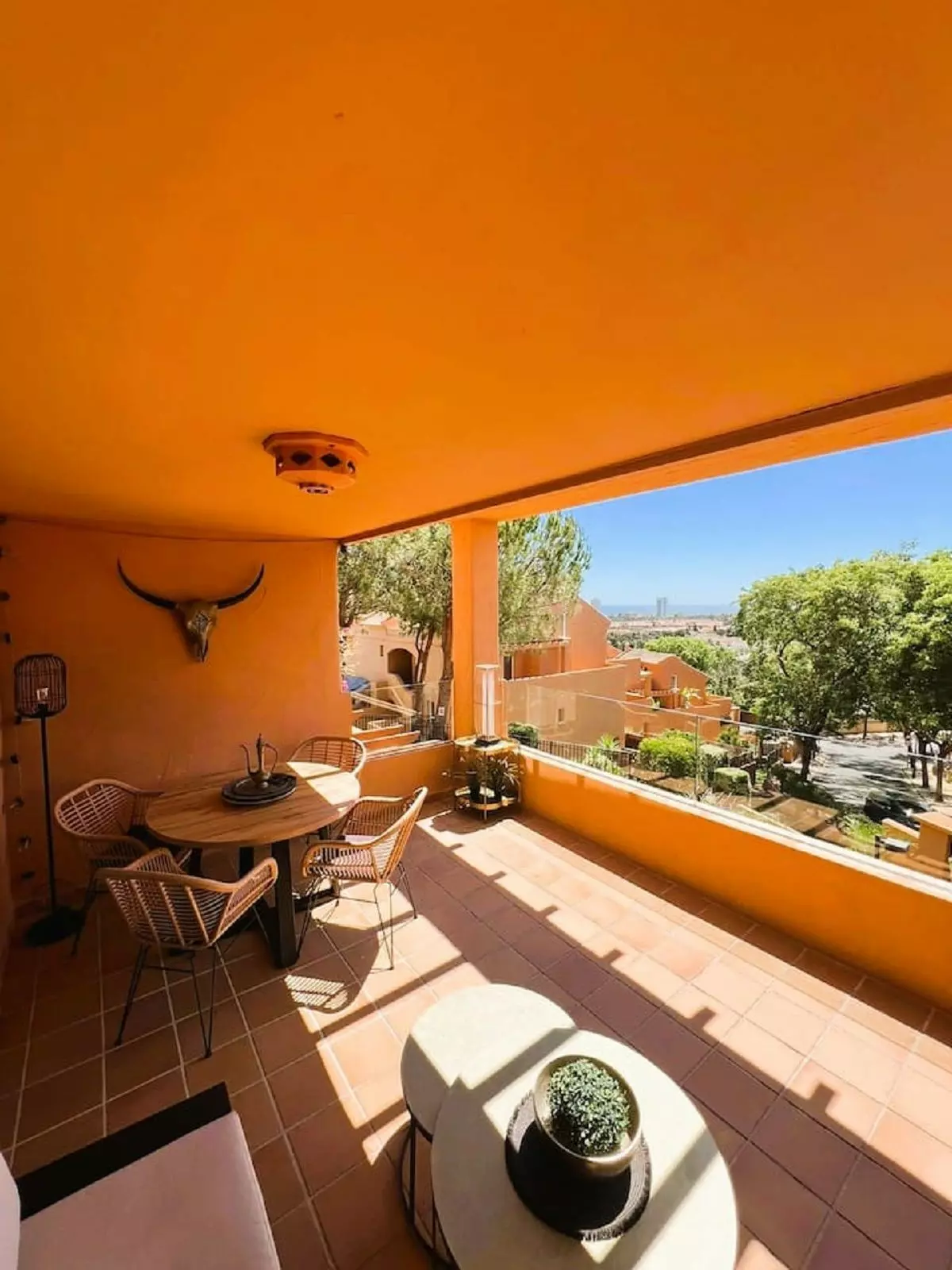2-bedroom Apartment In Marbella, Spain (121 M²)
