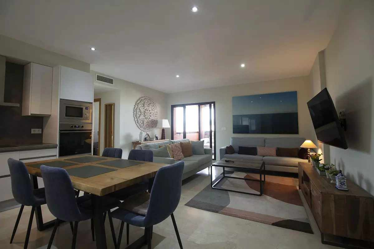2-bedroom Apartment In Estepona, Spain (70 M²)
