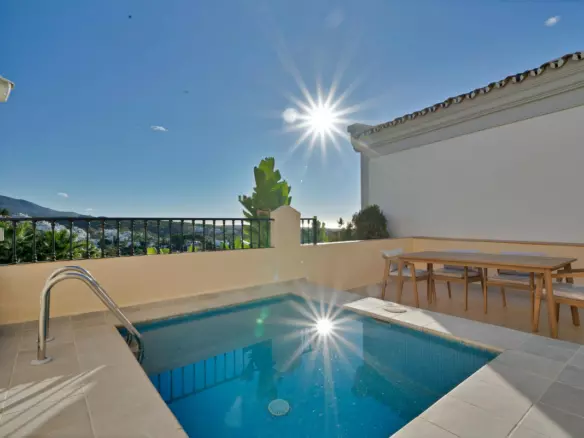 5-bedroom Town House In Marbella, Spain (242 M²)