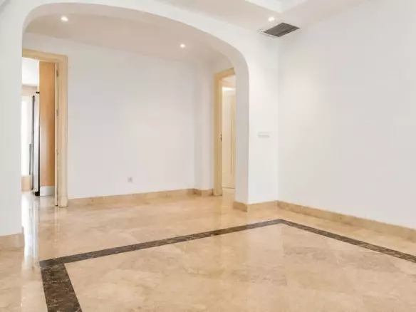 3-bedroom Apartment In Marbella, Spain (162 M²)