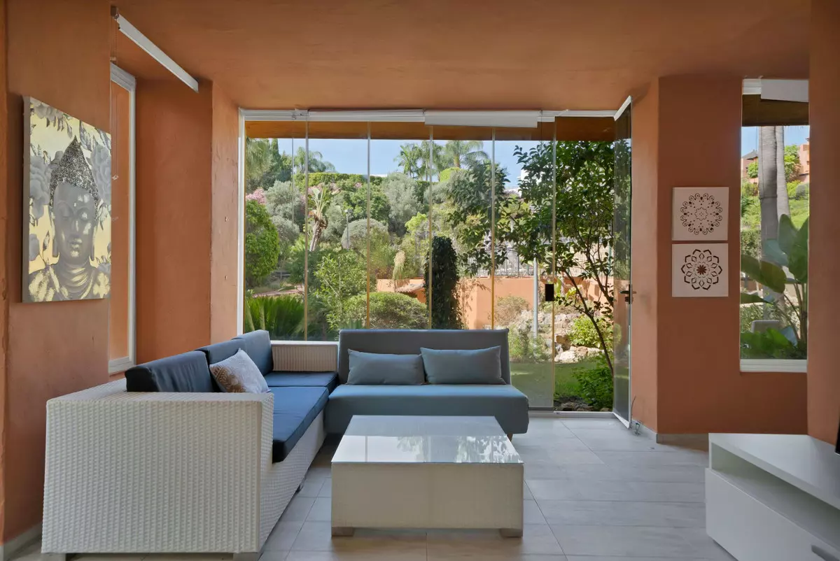3-bedroom Apartment In Marbella, Spain (169 M²)