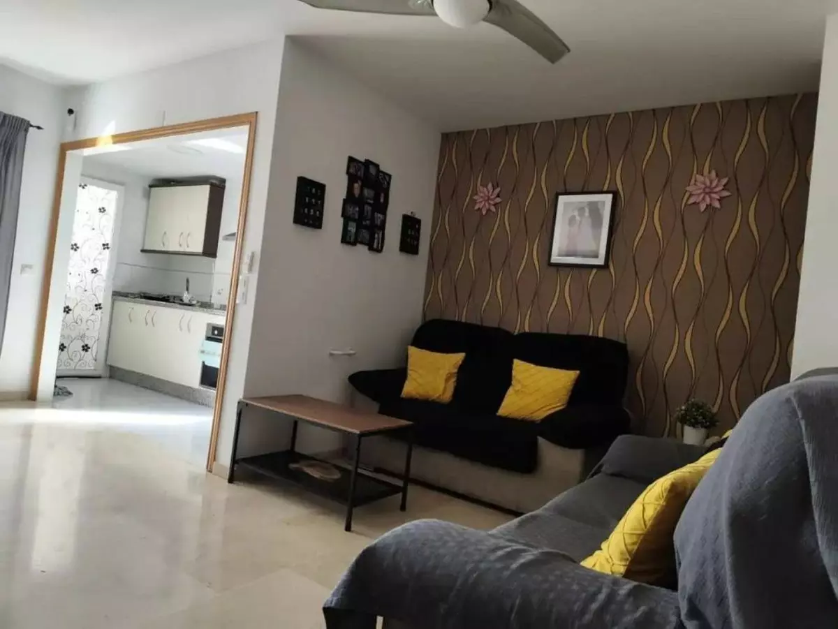 3-bedroom Apartment In Rincón De La Victoria, Spain (102 M²)
