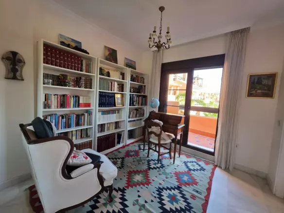 4-bedroom Apartment In Estepona, Spain (197 M²)