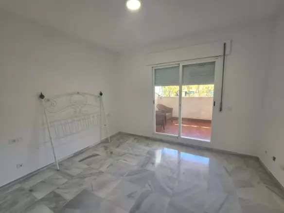 3-bedroom Apartment In Benalmádena, Spain (140 M²)