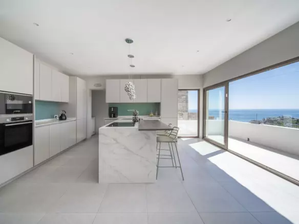 5-bedroom Villa In Benalmádena, Spain (364 M²)