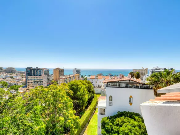 4-bedroom Town House In Benalmádena, Spain (140 M²)