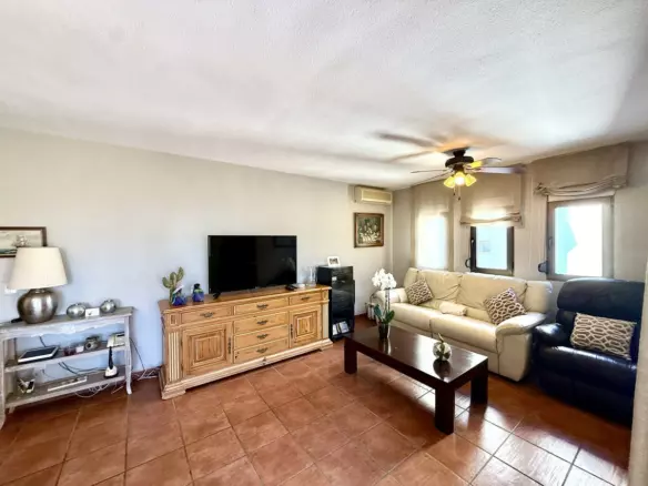 3-bedroom Apartment In Málaga, Spain (165 M²)