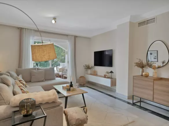 2-bedroom Apartment In Marbella, Spain (86 M²)