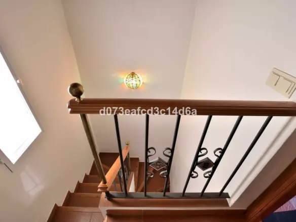 3-bedroom Town House In Málaga, Spain (144 M²)