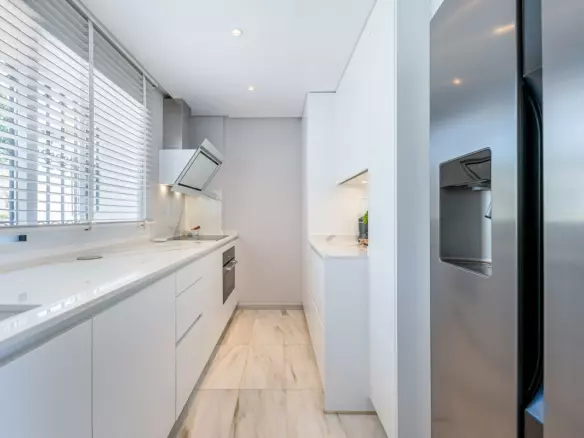 3-bedroom Town House In Marbella, Spain (147 M²)