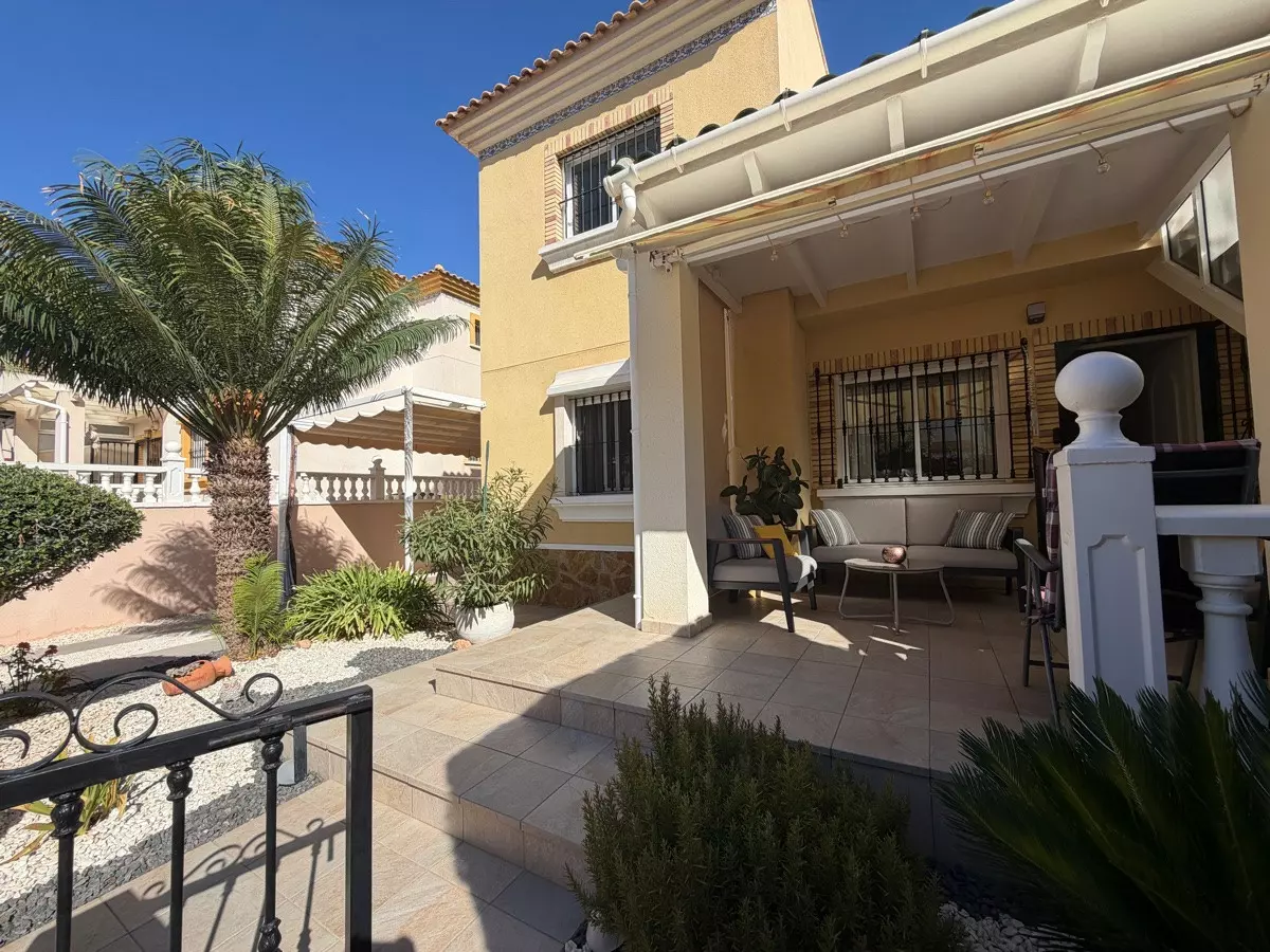 2-bedroom Apartment In Orihuela, Spain (70 M²)