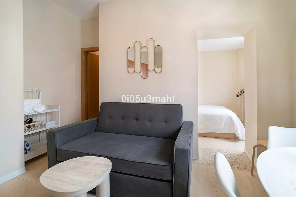 5-bedroom Town House In Málaga, Spain (105 M²)