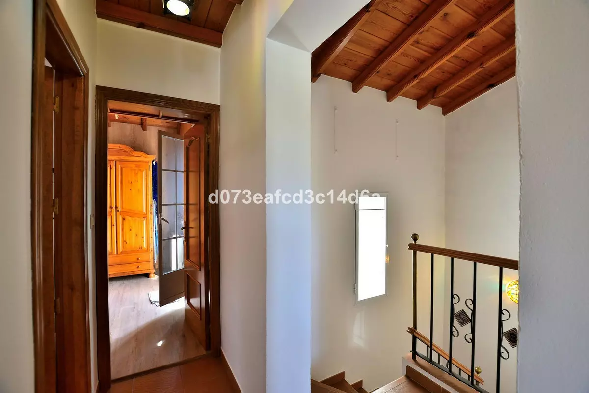 3-bedroom Town House In Málaga, Spain (144 M²)