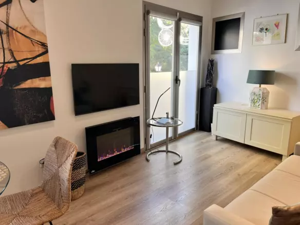 1-bedroom Apartment In Marbella, Spain (52 M²)