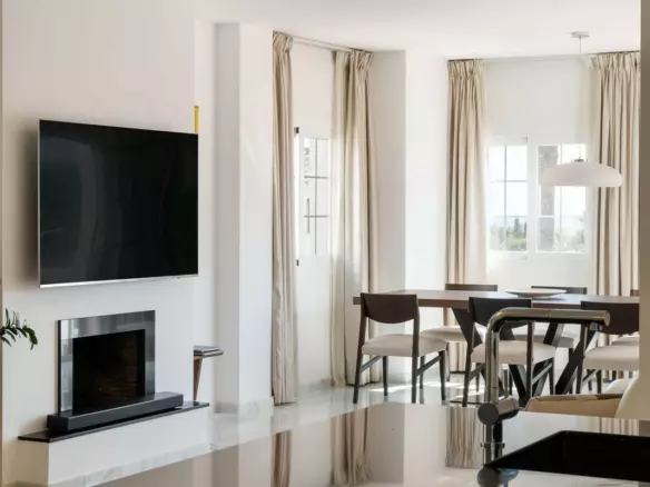 3-bedroom Apartment In Marbella, Spain (151 M²)