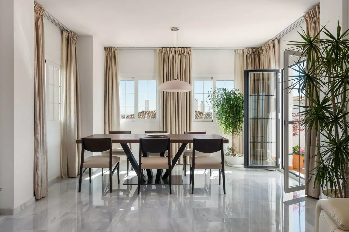 3-bedroom Apartment In Marbella, Spain (151 M²)