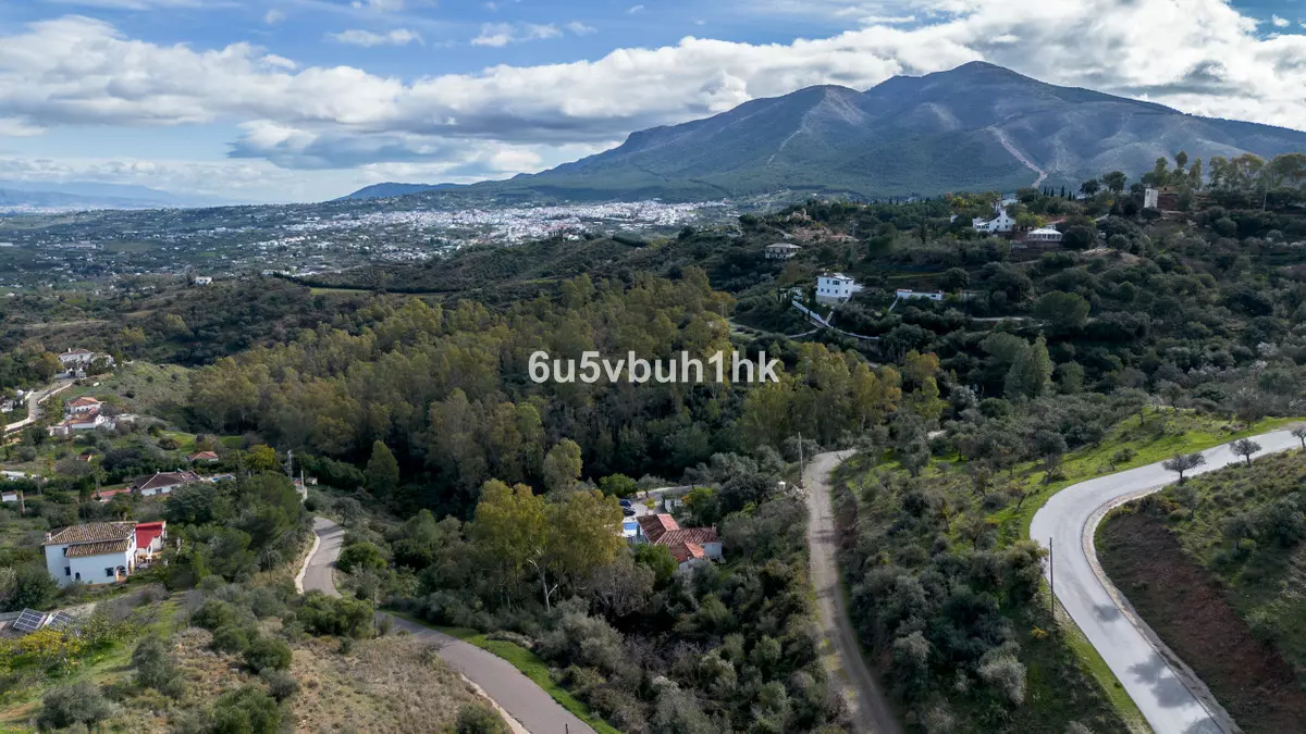 3-bedroom Country House In Alhaurín El Grande, Spain (223 M²)