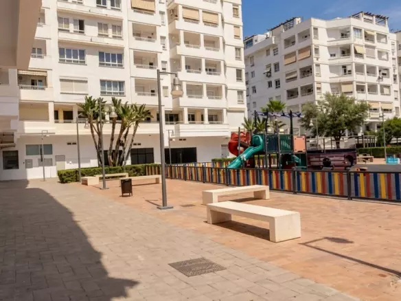 4-bedroom Apartment In Marbella, Spain (190 M²)