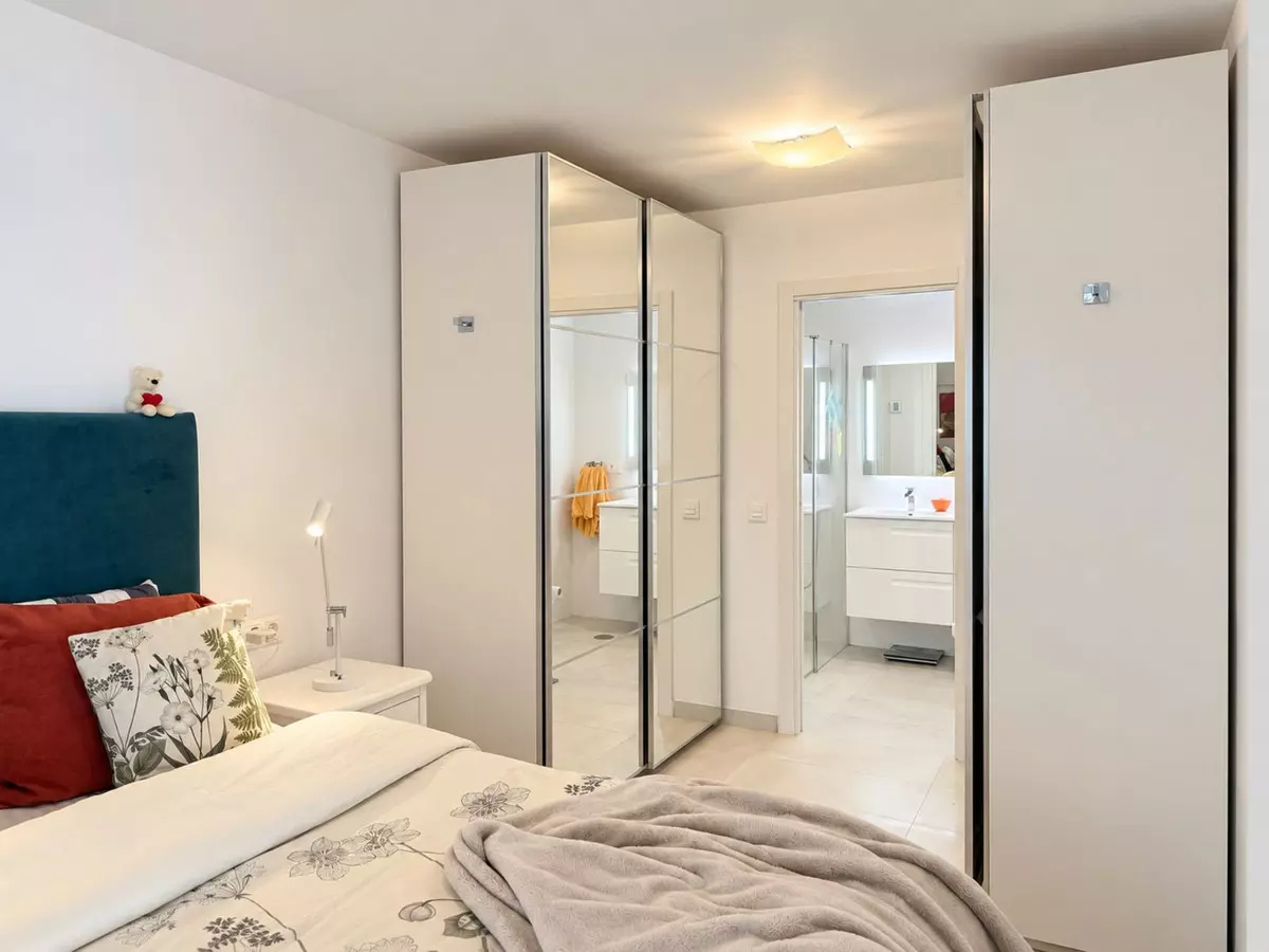 2-bedroom Apartment In Fuengirola, Spain (119 M²)