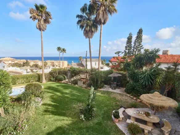 4-bedroom Villa In Mijas, Spain (261 M²)