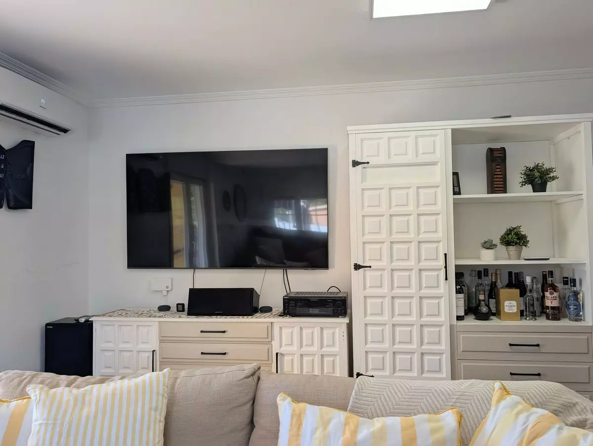ShowFeedImage-5f1872 5-bedroom Villa In San Vicente Del Raspeig, Spain (130 M²)