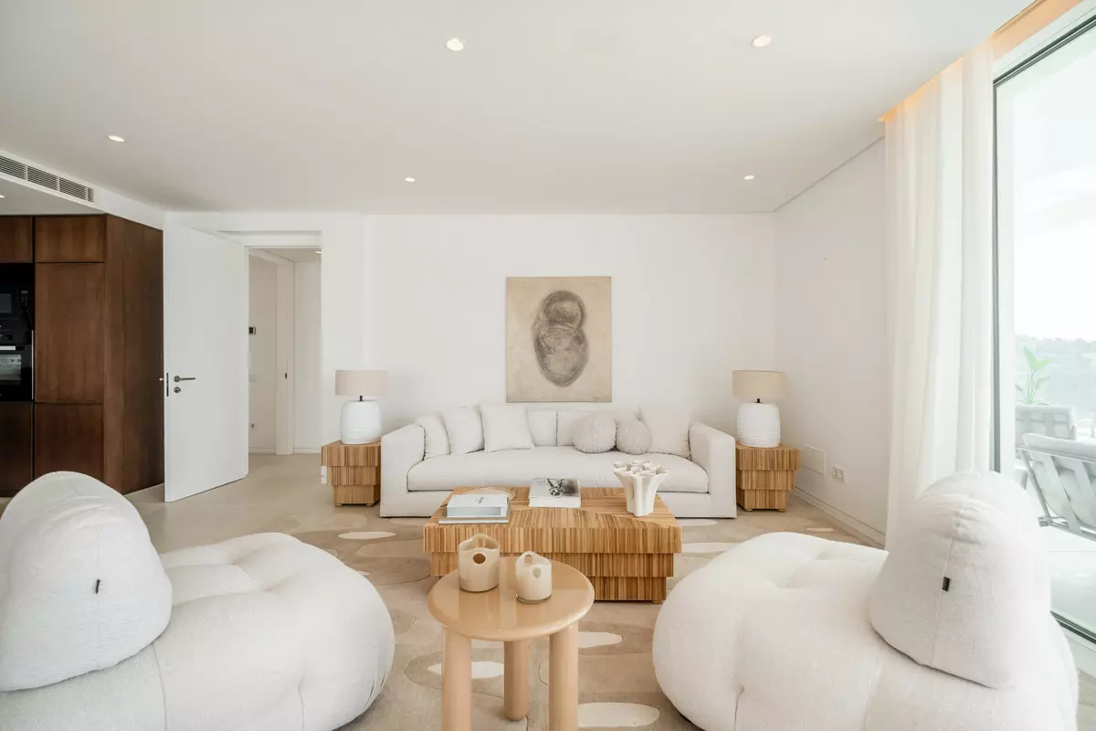 3-bedroom Apartment In Ojen, Spain (267 M²)