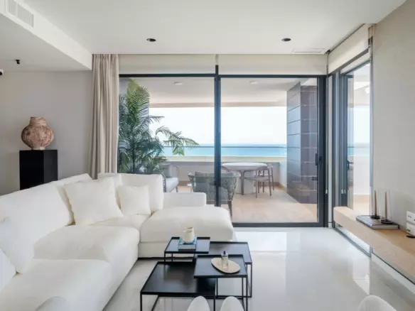 2-bedroom Apartment In Benidorm, Spain (103 M²)