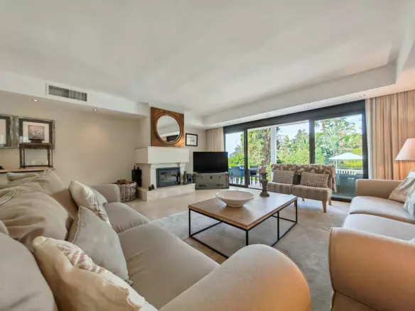 3-bedroom Villa In Mijas, Spain (344 M²)