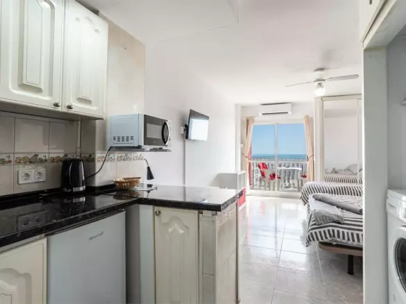 1-bedroom Apartment In Benalmádena, Spain (31 M²)
