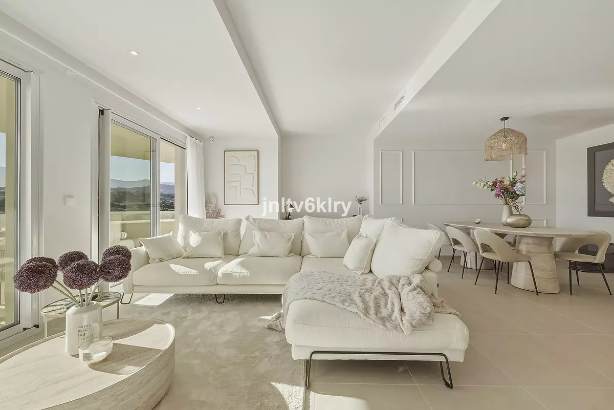 3-bedroom Apartment In Estepona, Spain (127 M²)