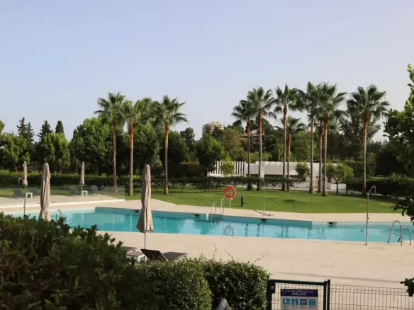 3-bedroom Apartment In Estepona, Spain (124 M²)