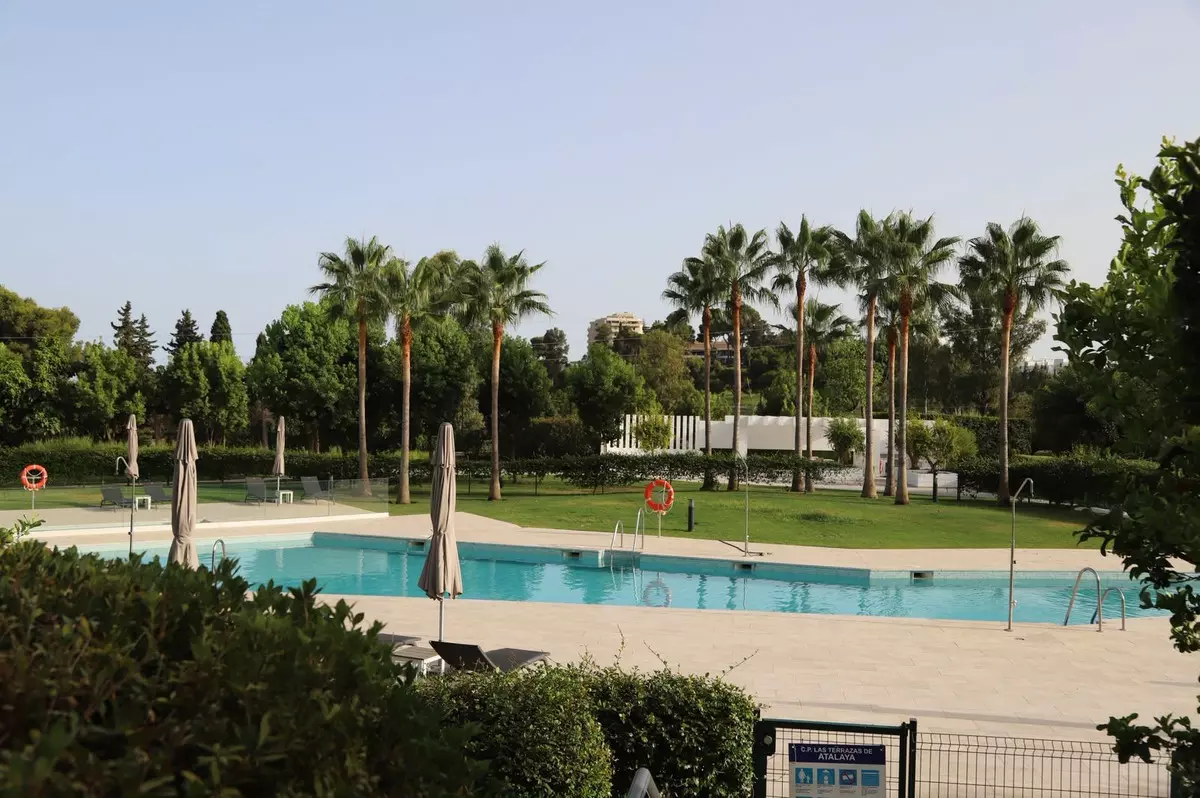 3-bedroom Apartment In Estepona, Spain (124 M²)