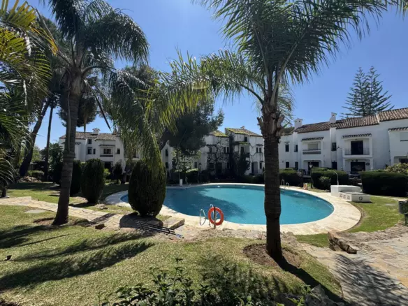 7-bedroom Town House In Marbella, Spain (255 M²)